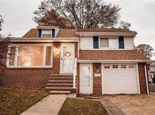 2 Overlook Ter, Fords, NJ 08863