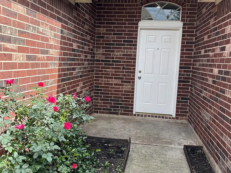 21111 Woodland Green Dr — Photo 4