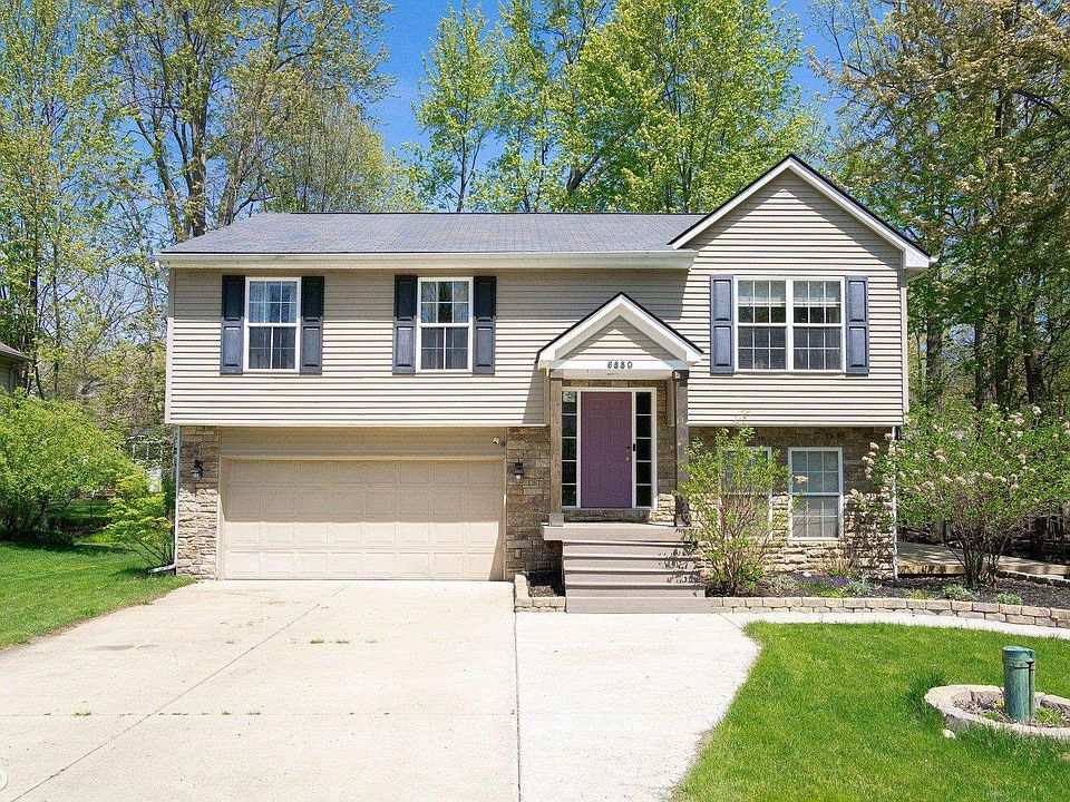 1st image of 5880 Forestal Ave