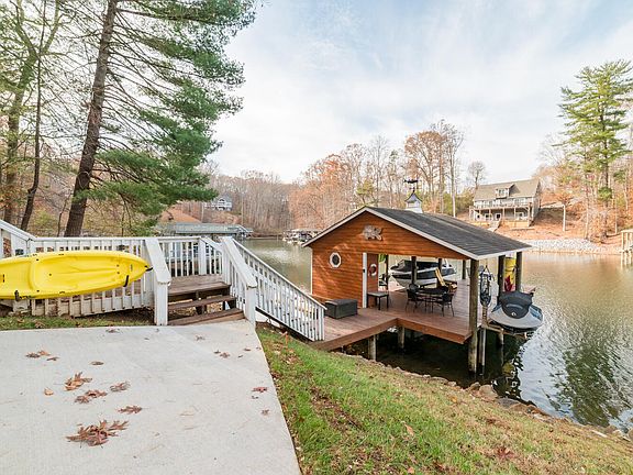 2nd image of 239 Hales Point Dr