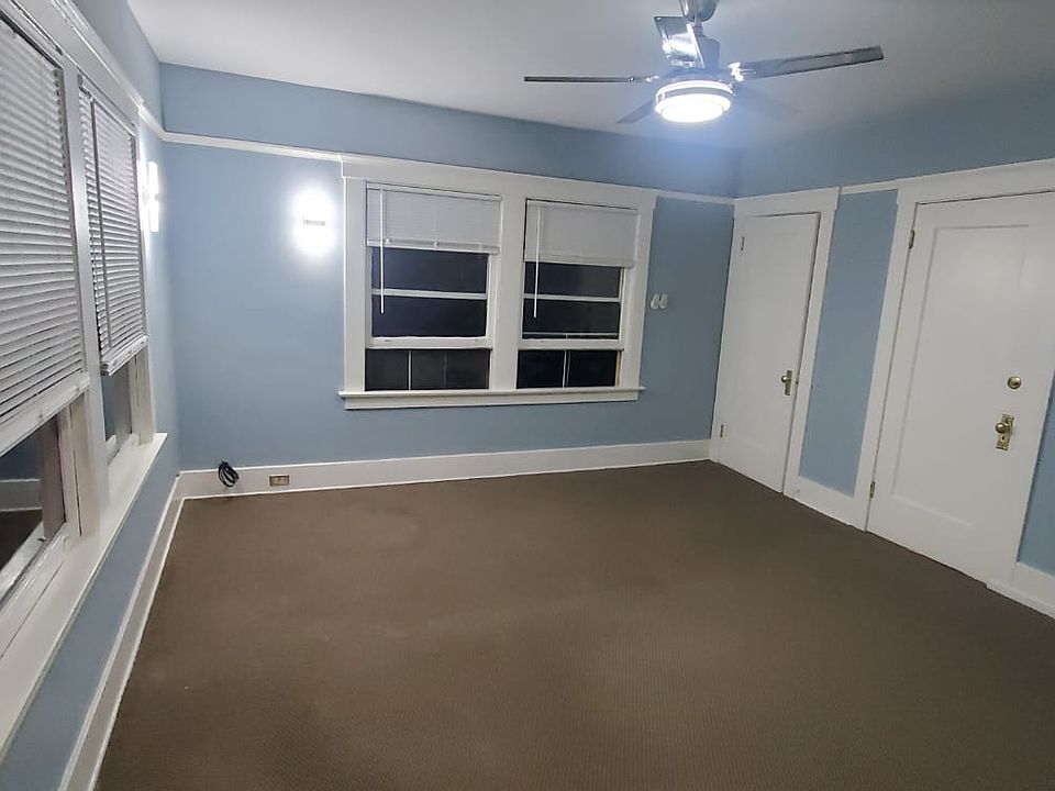1st image of 3600 Lincoln Ave #2