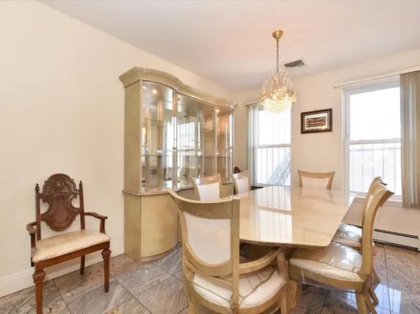 33-16 24th Avenue image 12 of 41