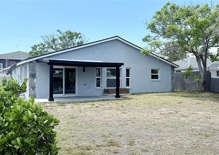 13726 Michelle Ave — Photo 13