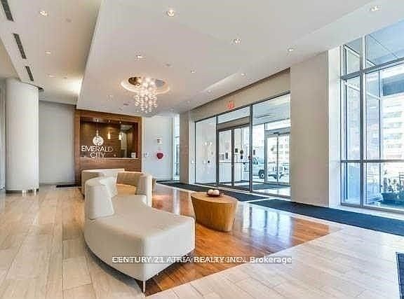 4th image of 70 Forest Manor Rd #713