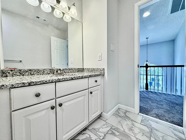 2424 Seven Kings Rd — Photo 43
