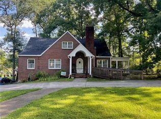 214 Wrenn Ave, Mount Airy, NC 27030