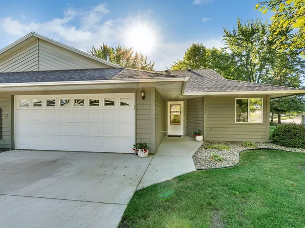 136 Par Ln, Cold Spring, MN 56320