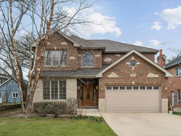 1162 Elmwood Ave, Deerfield, IL 60015