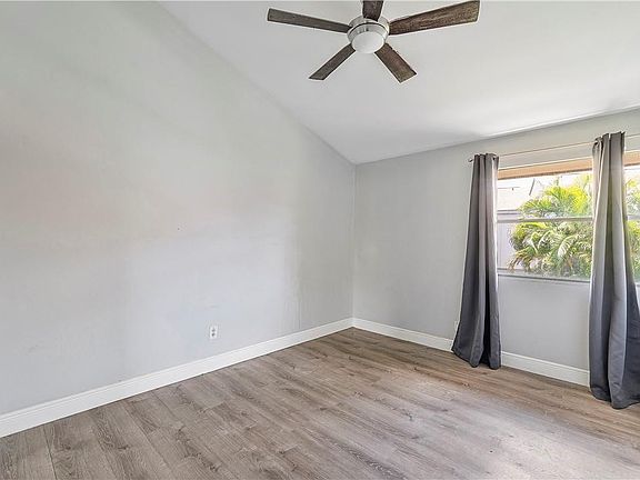 5th image of 837 NW 81st Terrace #6