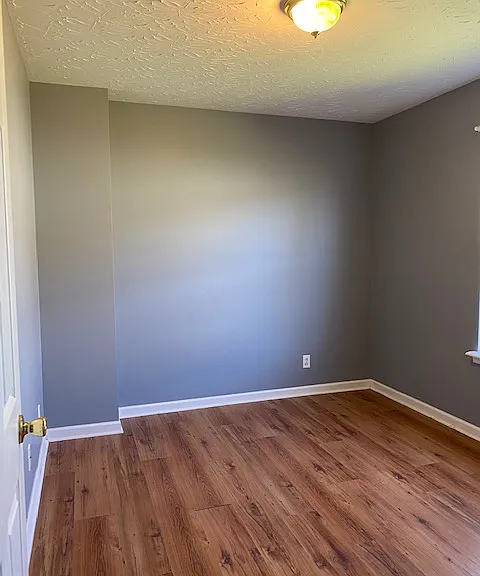 133-135 Hunter Ridge Dr — Photo 18