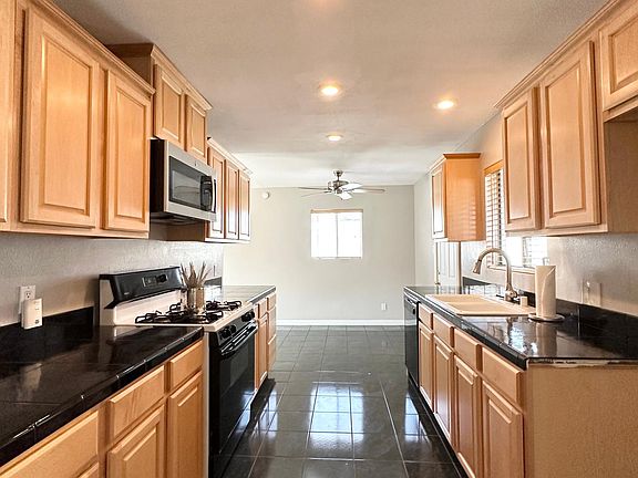 5th image of 18620 Galatina St