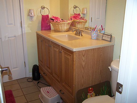 Jack-n-Jill Bathroom
