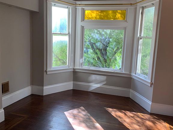 3rd image of 238 Shrader St #1