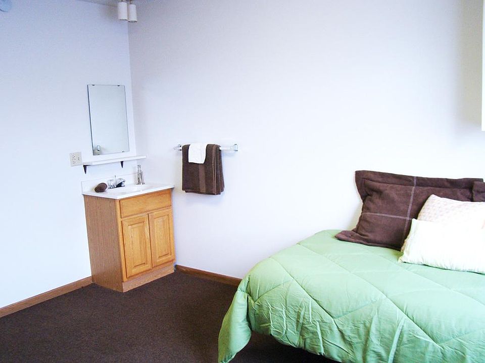 2nd image of 203 Myrtle Ave #303