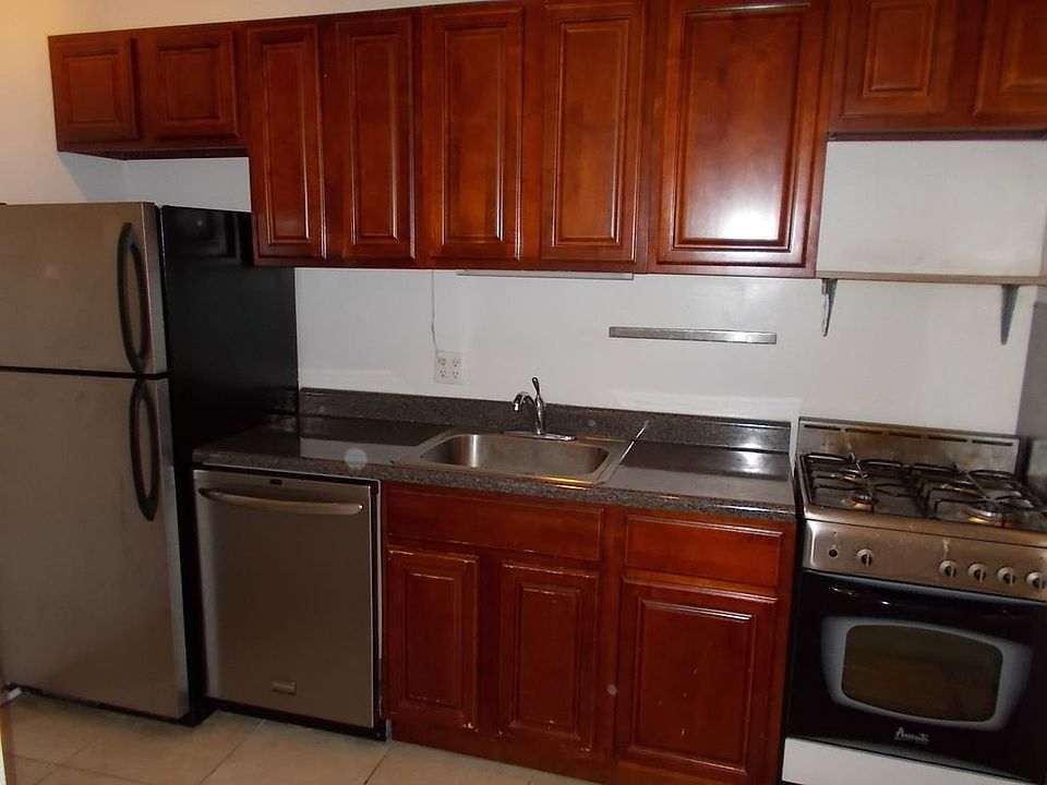 1st image of 436 Eastern Pkwy #C1