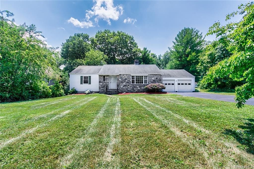 24 Seven Oaks Lane, Brewster, NY 10509 Zillow