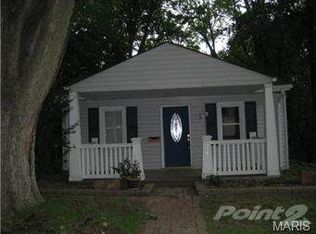 534 Tecumseh St, Saint Charles, MO 63301