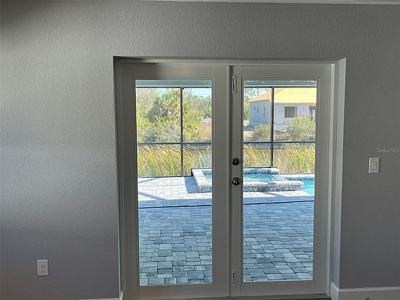 5th image of 8362 Santa Cruz Dr