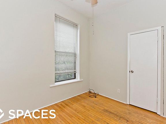 3rd image of 959 W Webster Ave #3FRONT