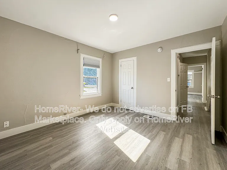 2378 Cambridge St — Photo 17