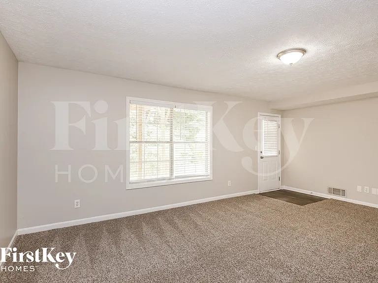 1480 Royale Castle Dr — Photo 7