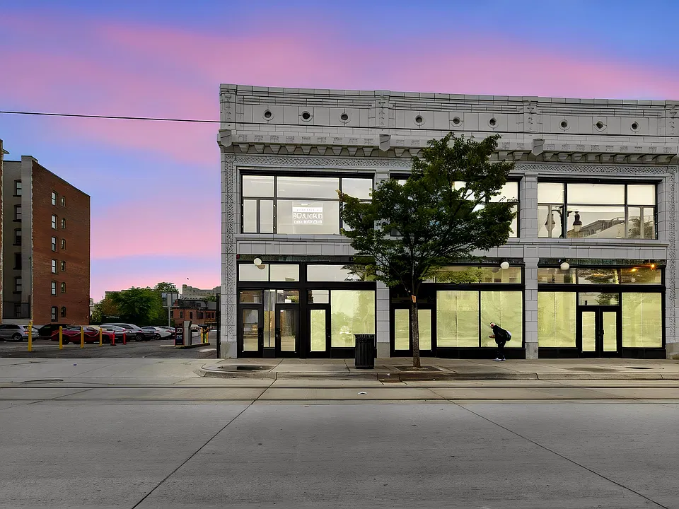 3139 Woodward Ave #6