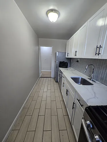 2463 John F Kennedy Blvd Photo 1