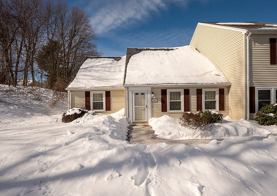 1st image of 301 Forest Park Dr Unit 301