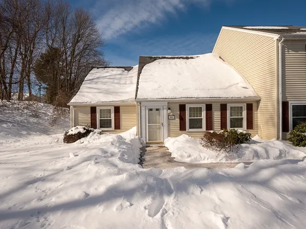301 Forest Park Dr Unit 301, Auburn, MA 01501