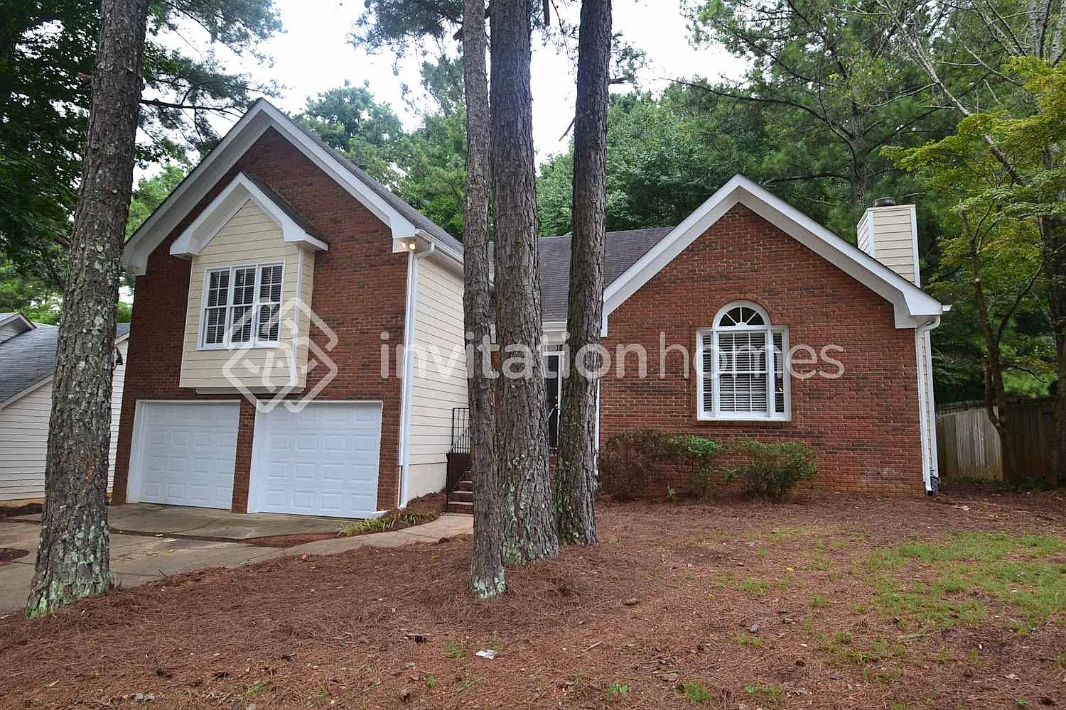 656 Radford Cir Woodstock, GA 30188 — Photo 1