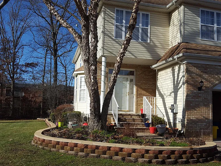 80 Tennyson Rd — Photo 8