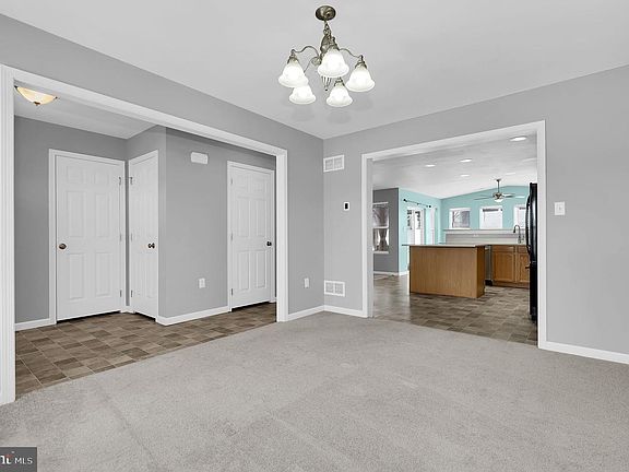 5th image of 12519 Olivine Ct