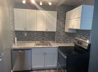 11720 Edgewater Dr APT 404, Lakewood, OH