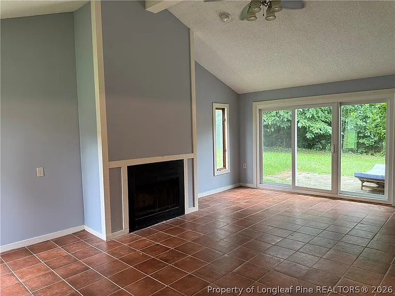 6427 Freeport Rd — Photo 9