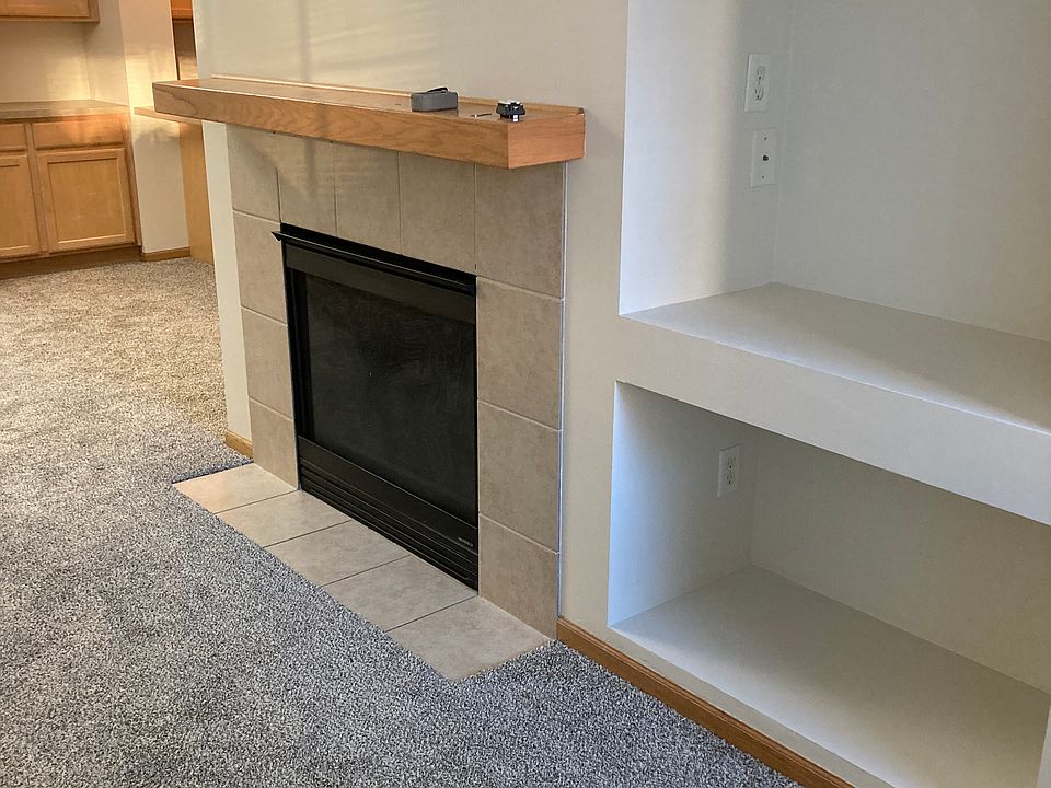 1st image of 2455 Yellowstone Dr