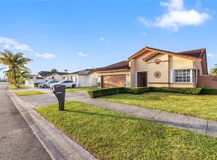 15037 SW 63rd St, Miami, FL 33193