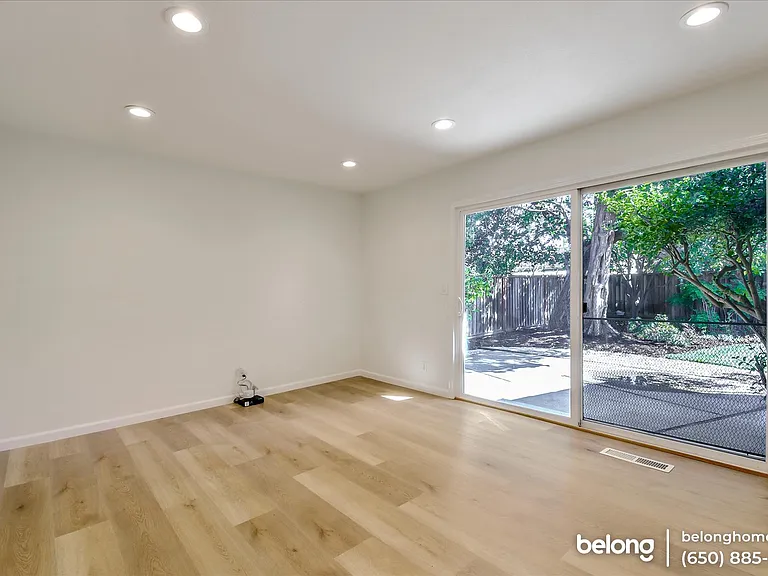 814 Lusterleaf Dr — Photo 35