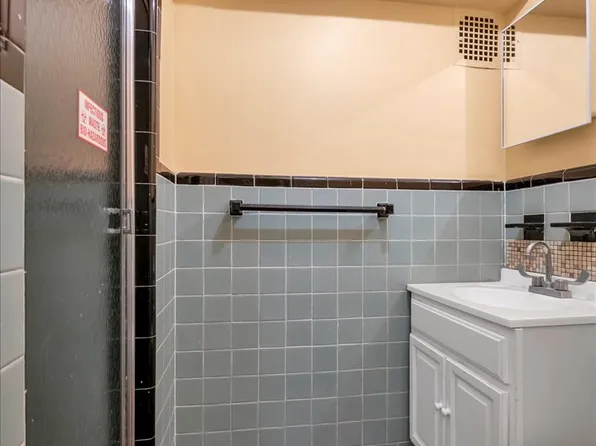 2 West End Avenue image 12 of 13