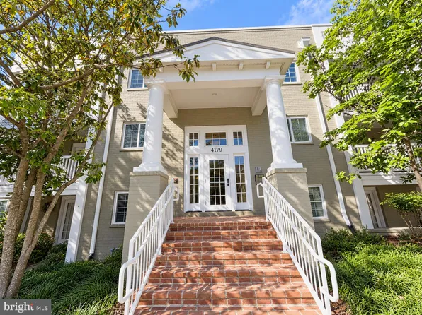 4179 S Four Mile Run Dr Unit 103, Arlington, VA 22204