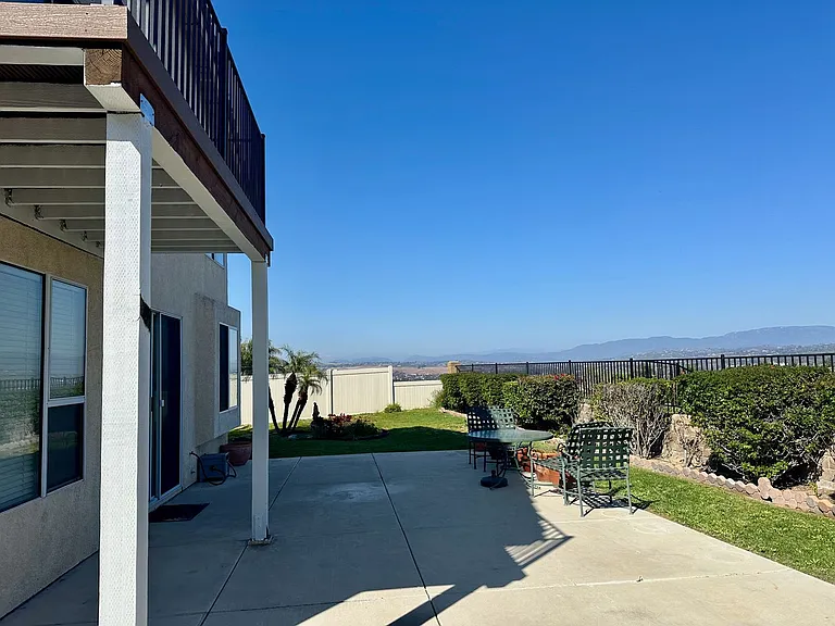 5155 Avenida De La Plata — Photo 7