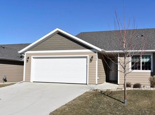 6304 W Maxwell Pl, Sioux Falls, SD 57107