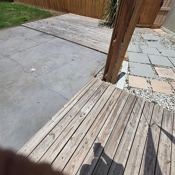 8 Poinsettia Dr — Photo 26