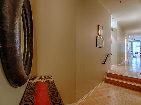 3rd image of 440 Walnut St Unit 206