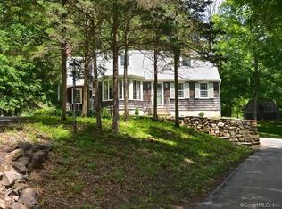 36 Christmas Hill Rd, Guilford, CT 06437