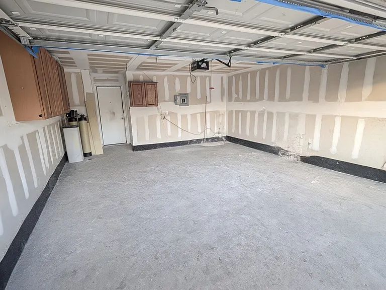 2 car garage