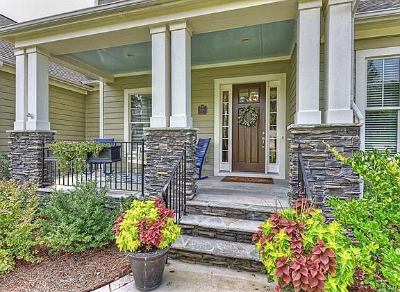 2nd image of 1148 Wessington Manor Ln #414