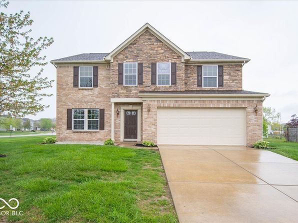 844 Fireside Dr, Greenwood, IN 46143