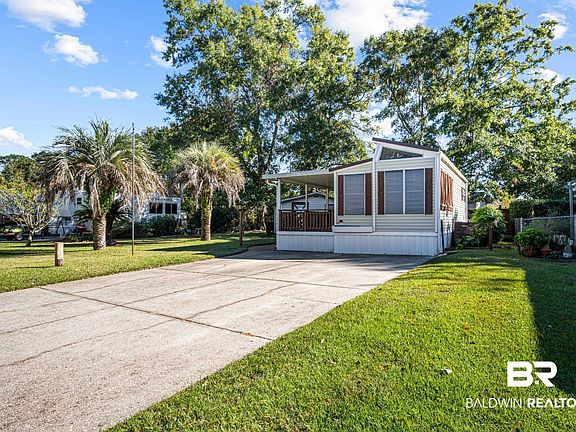 4th image of 40 Buena Vista Dr