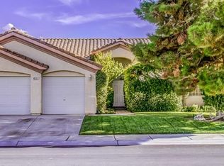 8221 Green Clover Ave, Las Vegas, NV 89149