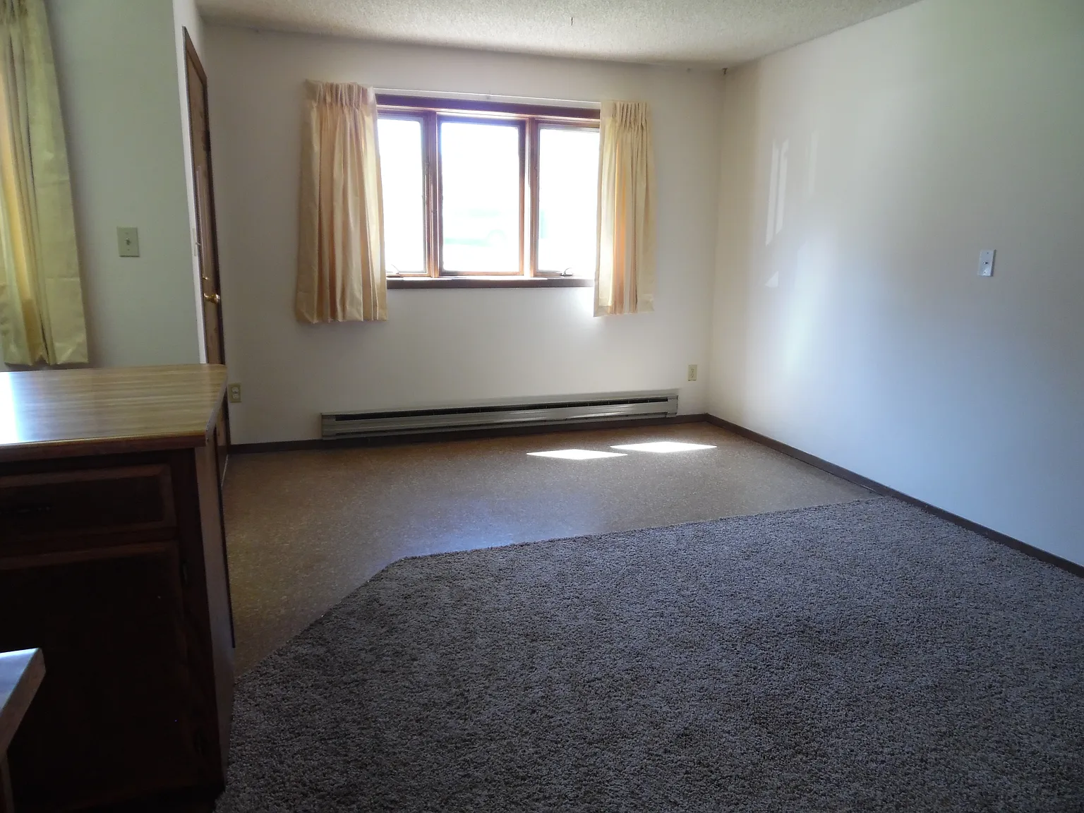 1 bed, 525 sqft, $725 — Photo 3